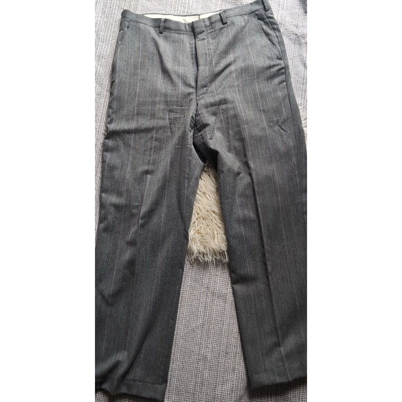 Hect's Cricketeer Mens 3 Button 2 pc Suit Gray Light Striped Pants & Jacket 46R - Picture 13 of 16